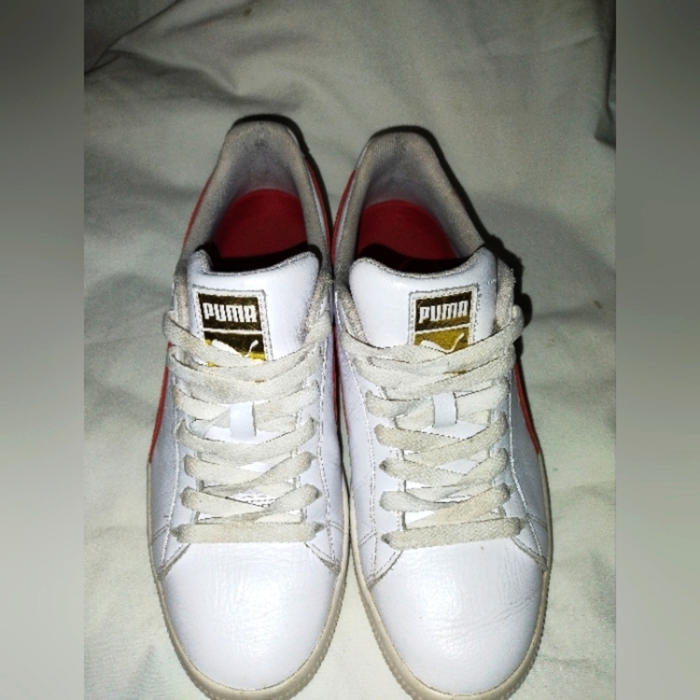 Puma White and Red Sneakers